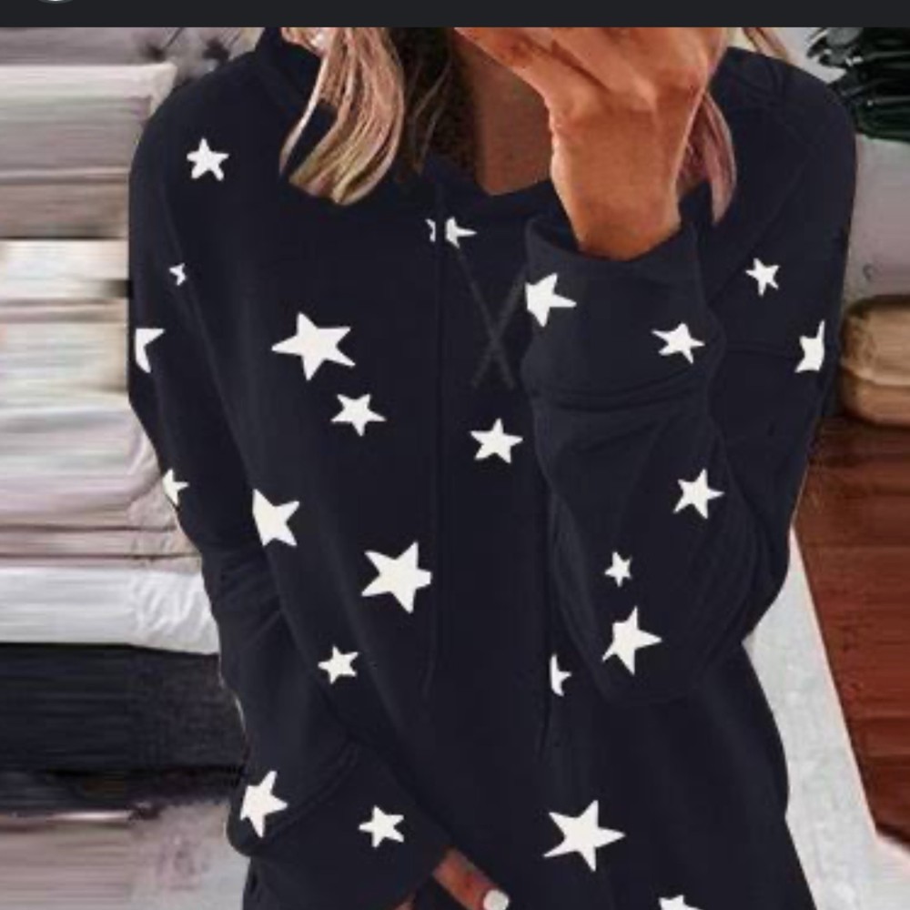 Cuddl Duds Women’s Size M Star Print Crewneck Sweater Navy Blue Americana Cozy‎